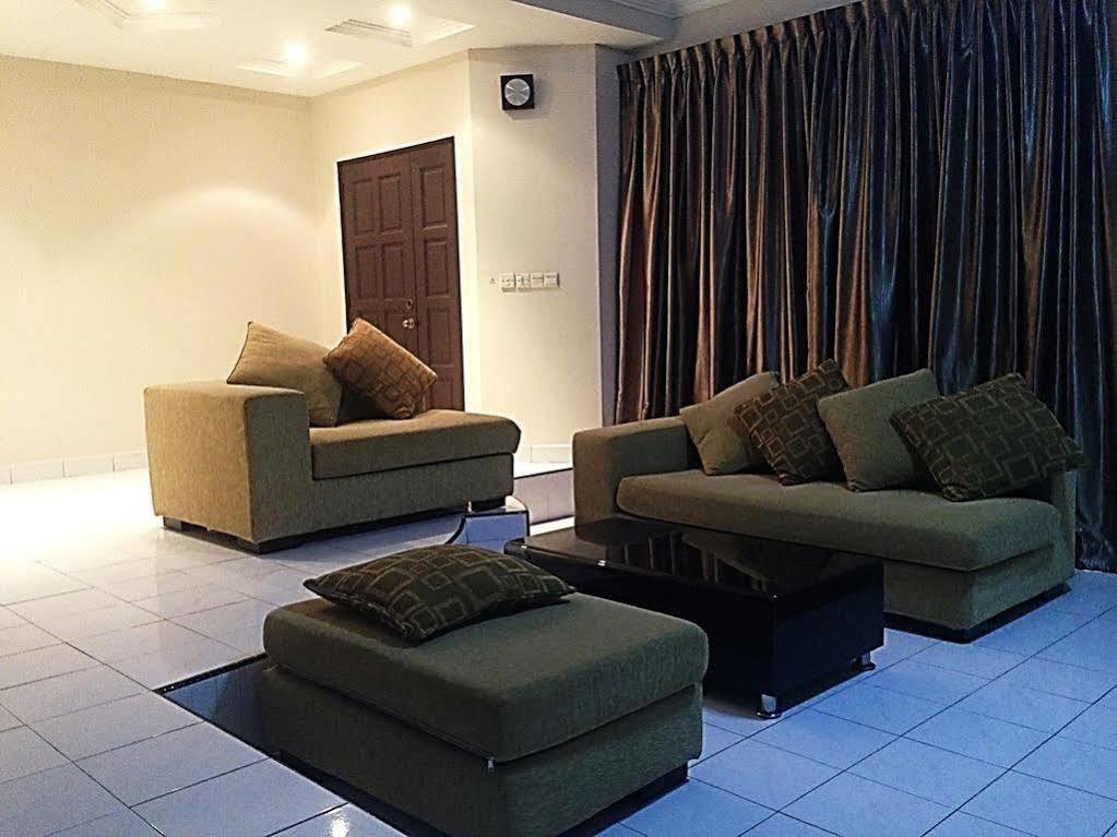 Here Hotel Skudai Zewnętrze zdjęcie