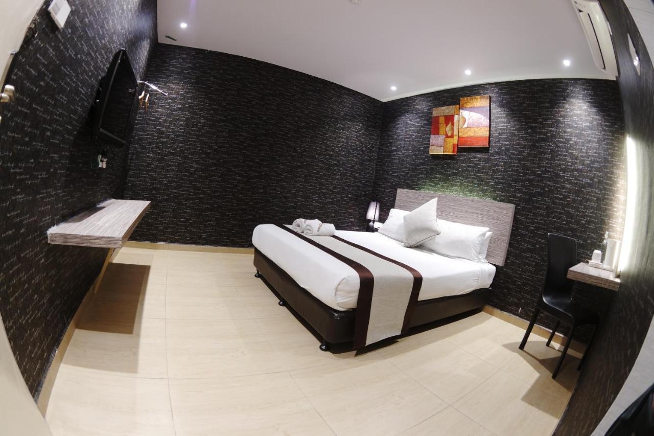 Here Hotel Skudai Zewnętrze zdjęcie