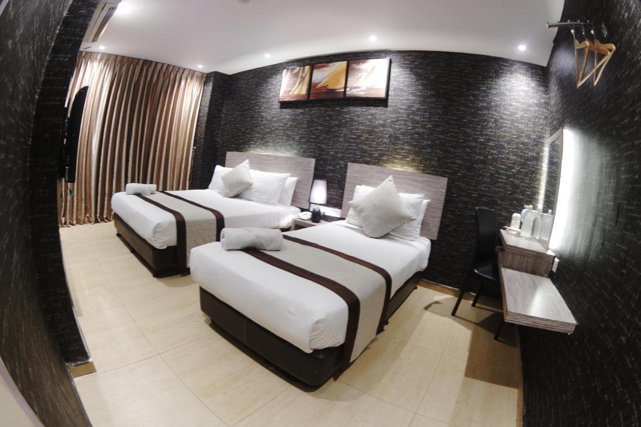 Here Hotel Skudai Zewnętrze zdjęcie