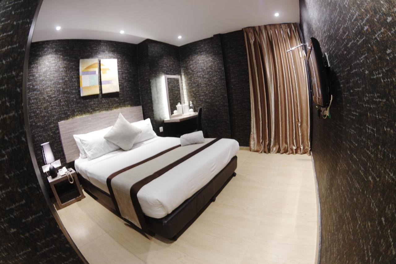 Here Hotel Skudai Zewnętrze zdjęcie