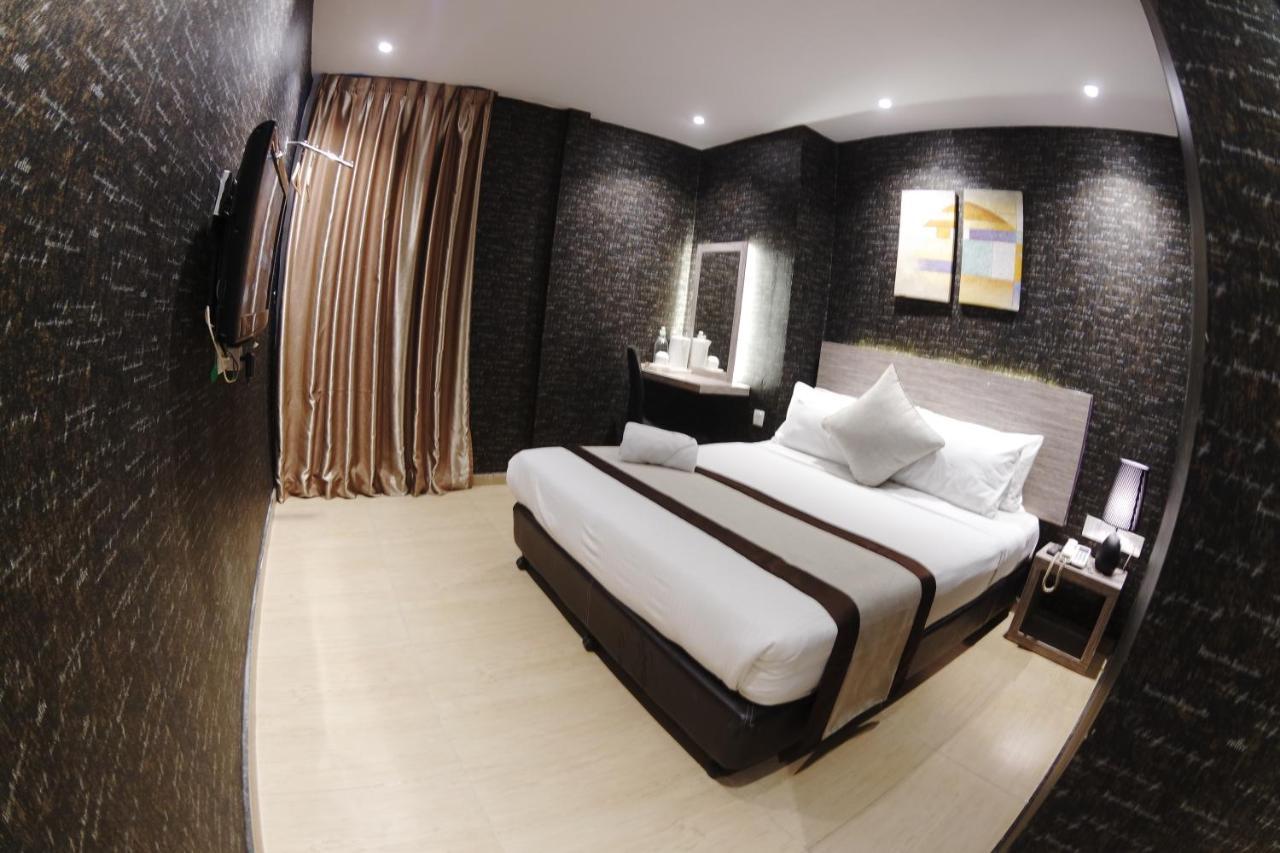 Here Hotel Skudai Zewnętrze zdjęcie